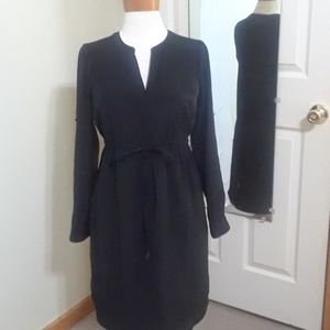 A Pea in the Pod black maternity dress  size. Small